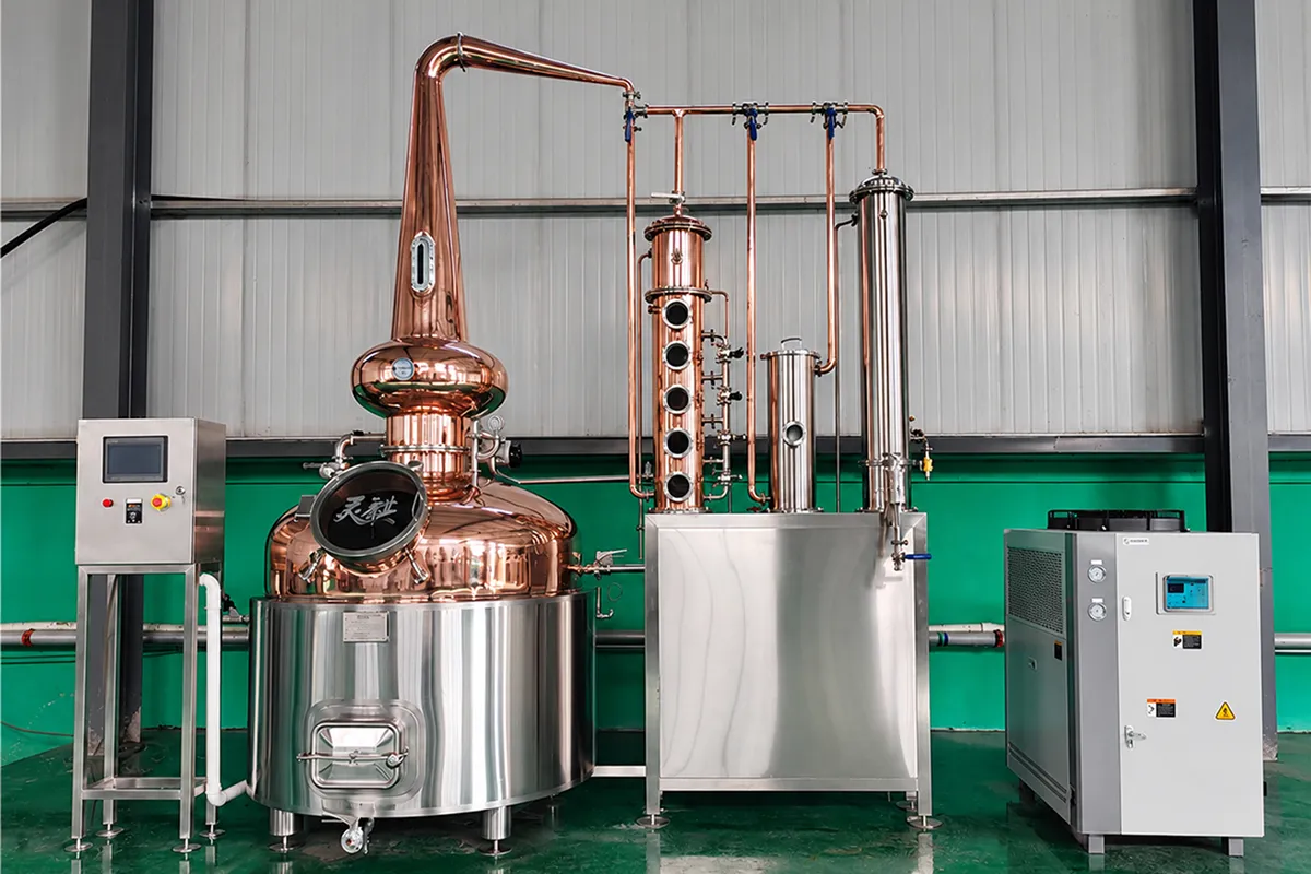 METO 300 L Column Distillation System