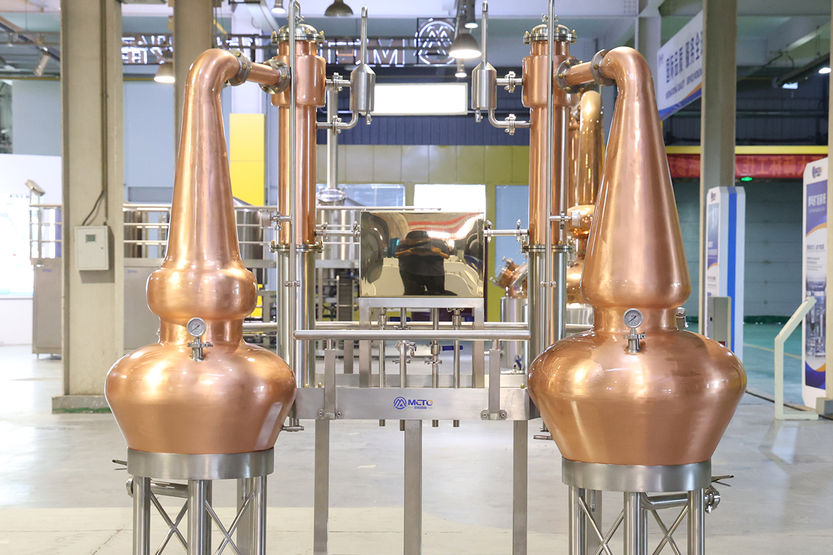 METO 100 L Pot Still